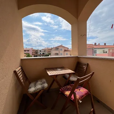Mijic Apartment *