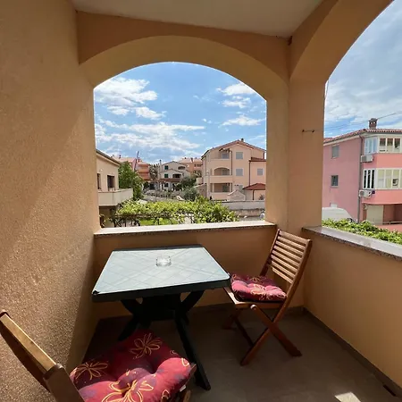 Mijic Apartment *