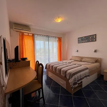 Mijic Apartment